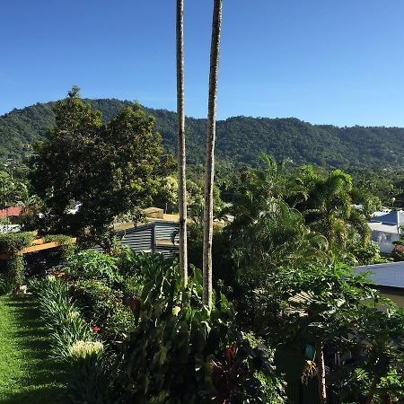 Appartement Hideaway On Hillview à Cairns Extérieur photo